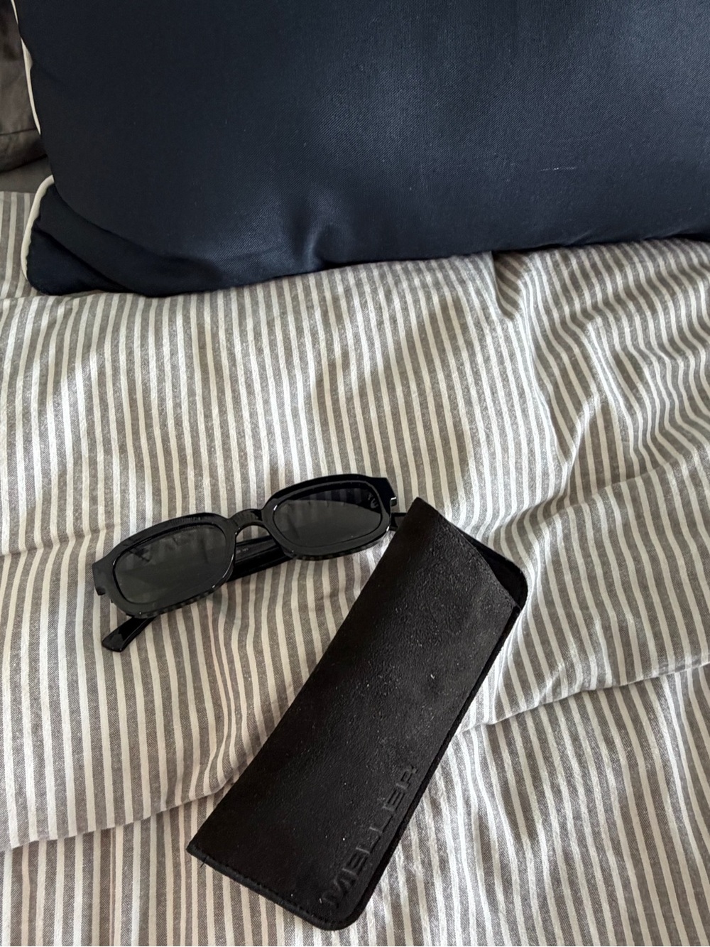 Meller black Rectangular Sunglasses with Matching Black Case